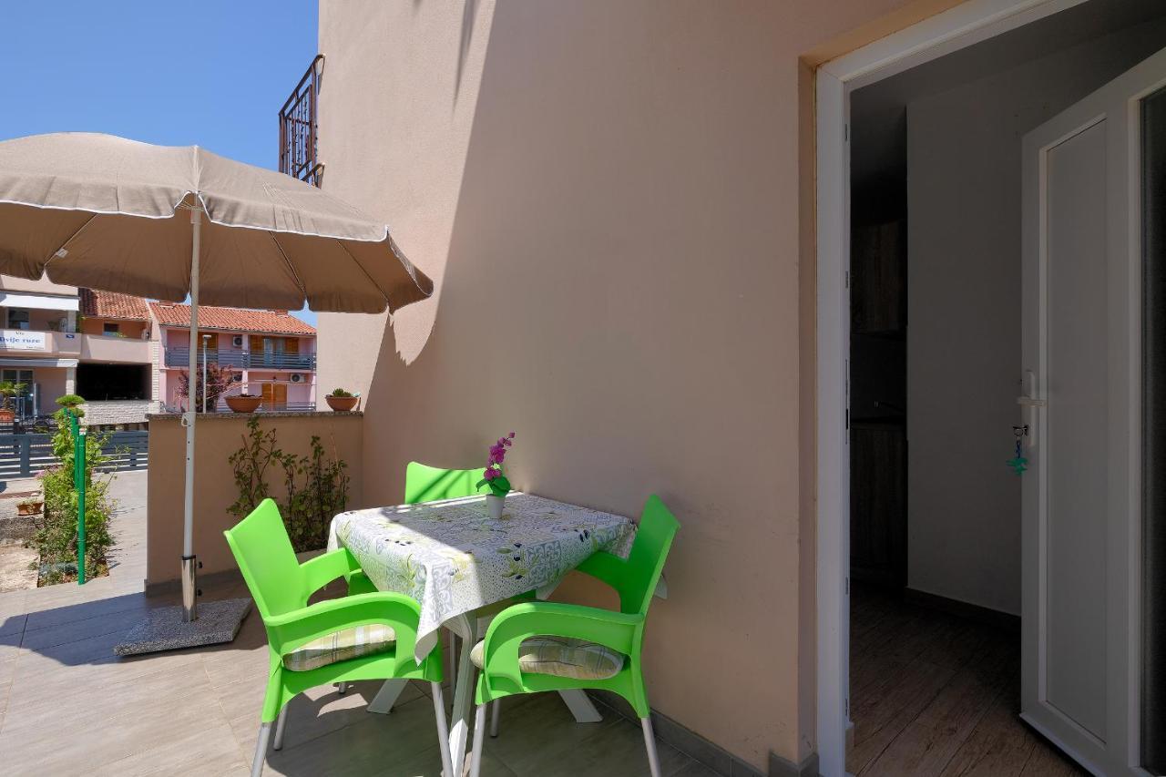 Apartman Mishel 2 Fažana Exterior foto